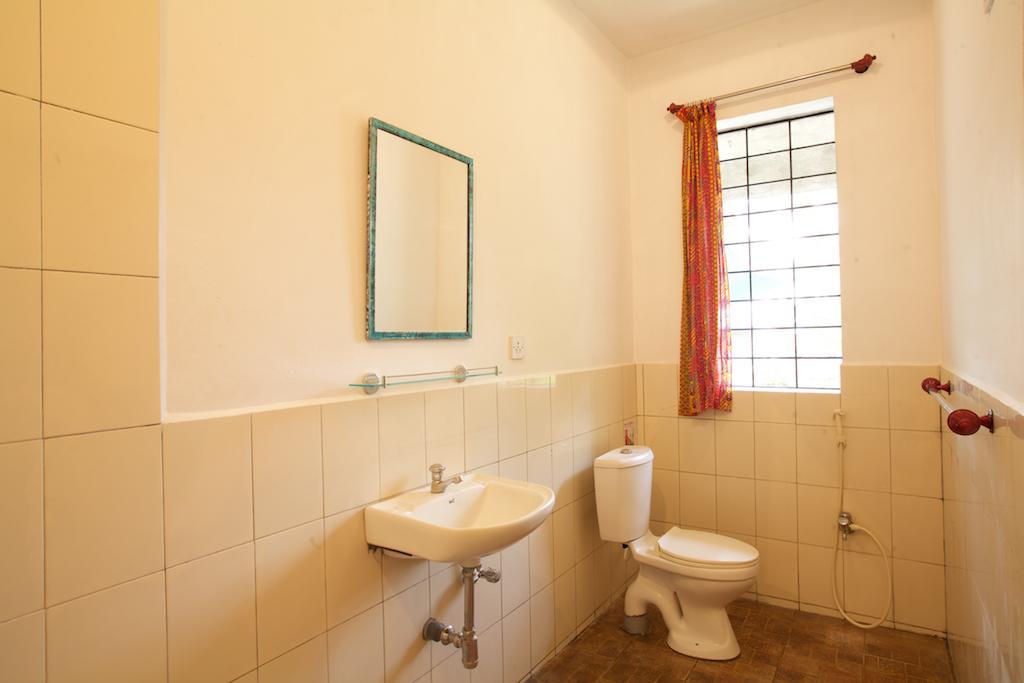 The Annex, Isai Ambalam Guest House Auroville Buitenkant foto