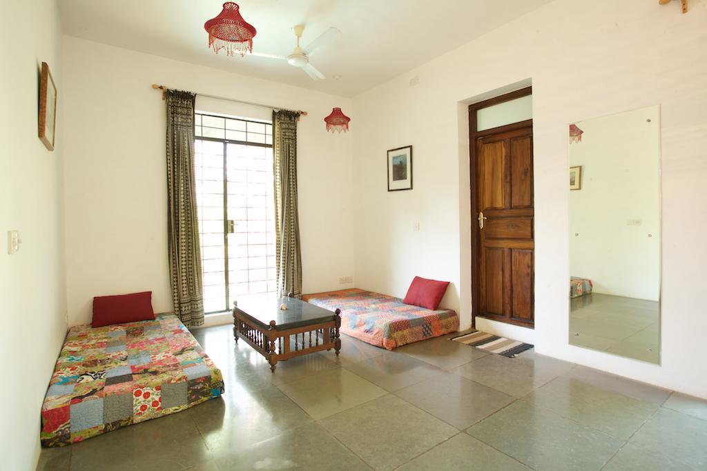 The Annex, Isai Ambalam Guest House Auroville Buitenkant foto